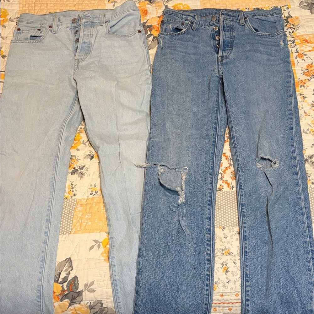Levi's Women's Light Blue Straight Leg Jeans